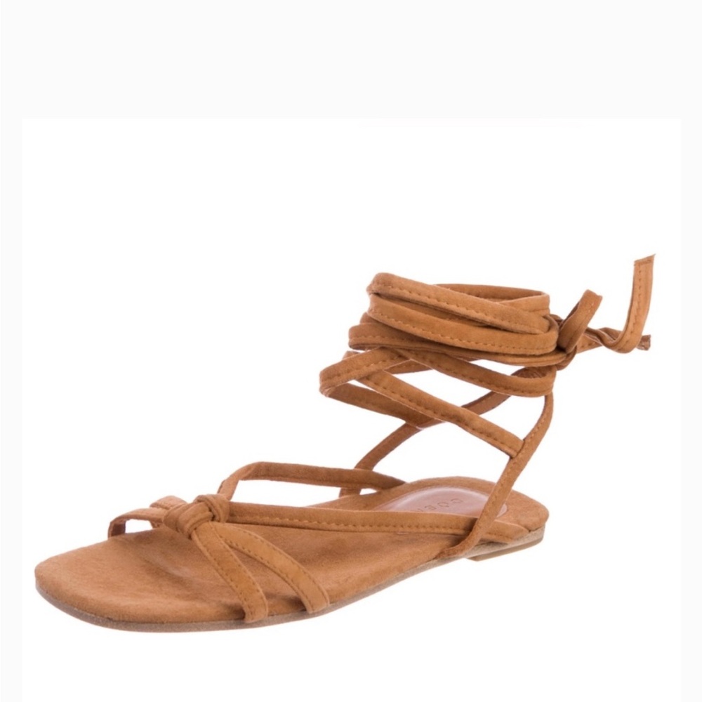 Doen Fete Suede Lace-Up Sandals in Tan